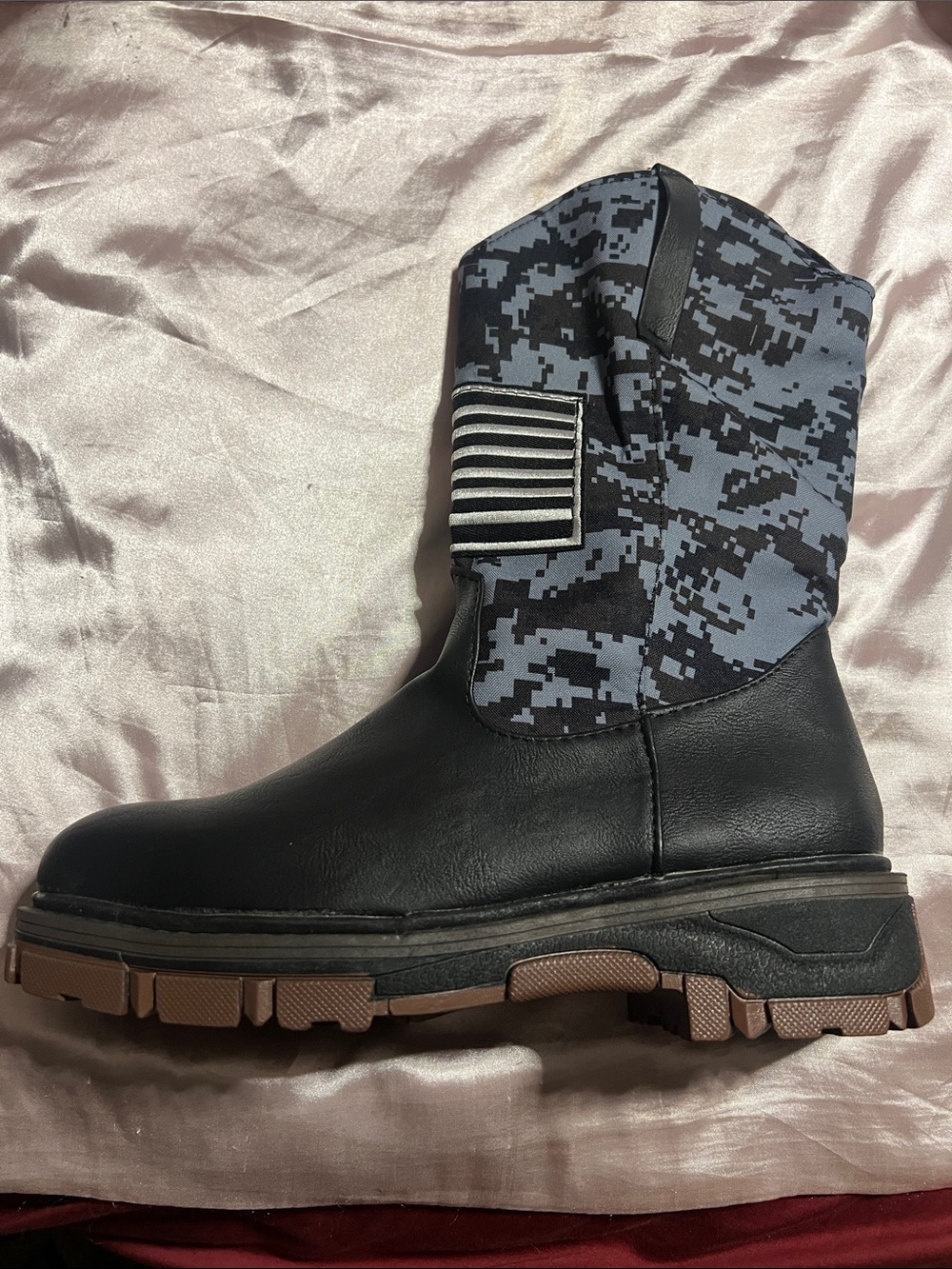 Men's Black Work Boot with Gray Digital Camo Shaft